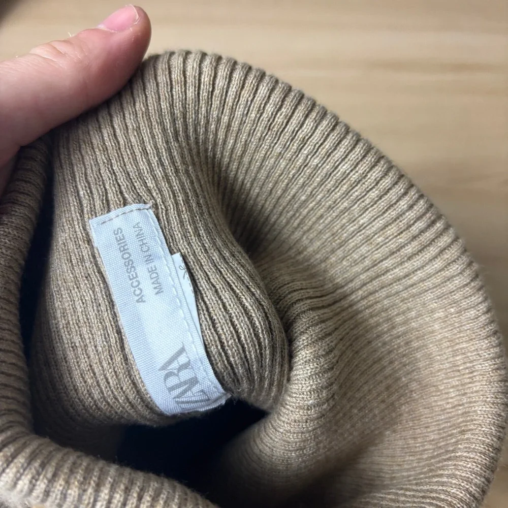 Zara‎ Hat Beanie Winter Cap One Size Brown Tan Knit Soft Outdoors